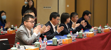 泰昌集团董事长张鹏飞出席弘扬“四千精神”座谈会