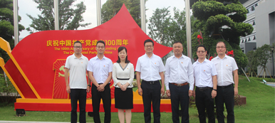 龙湾区委书记周一富走访泰昌集团